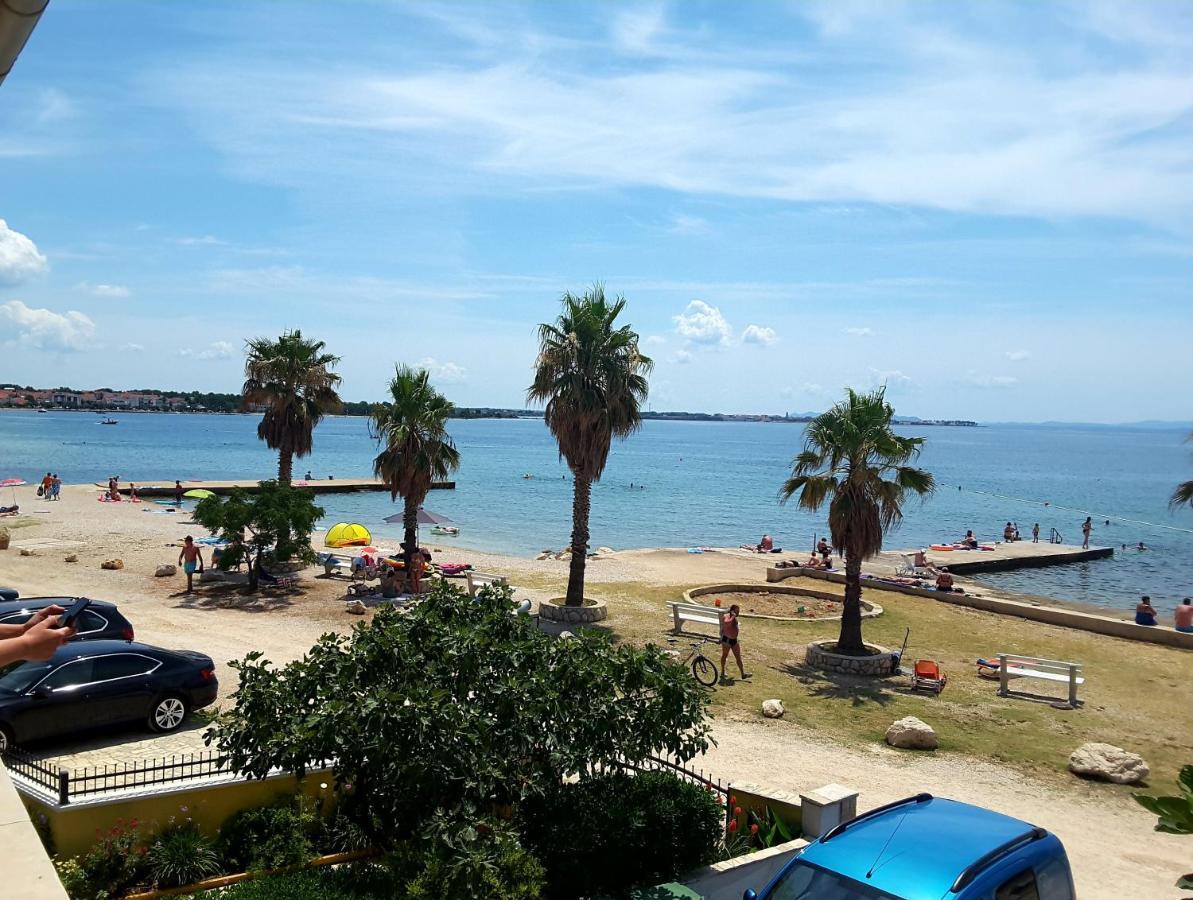 Deby Beach House Vir Zewnętrze zdjęcie
